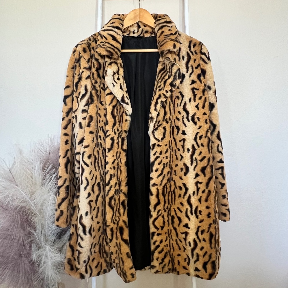 Love Token Faux Fur Leopard Print Jacket Size M